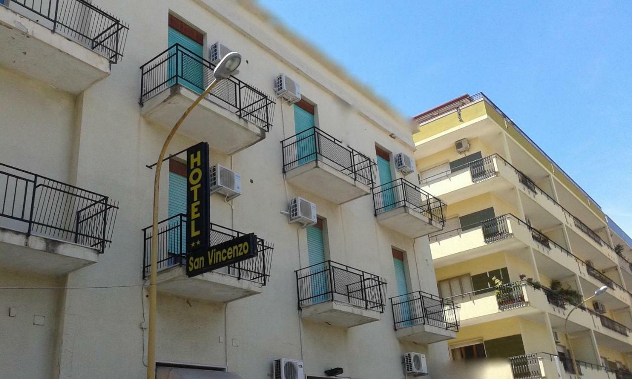 Hotel San Vincenzo Soverato Marina Exteriör bild