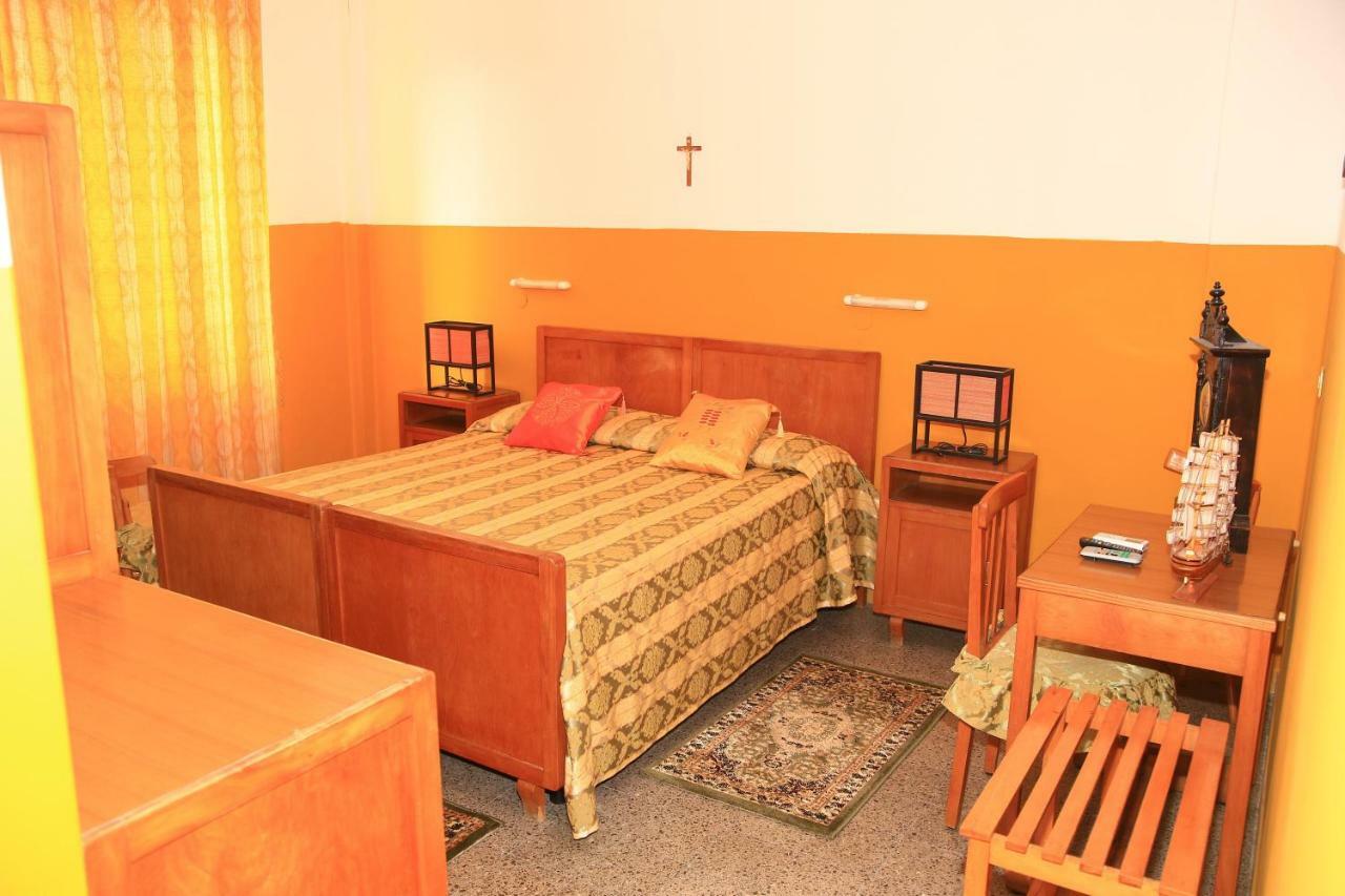 Hotel San Vincenzo Soverato Marina Exteriör bild
