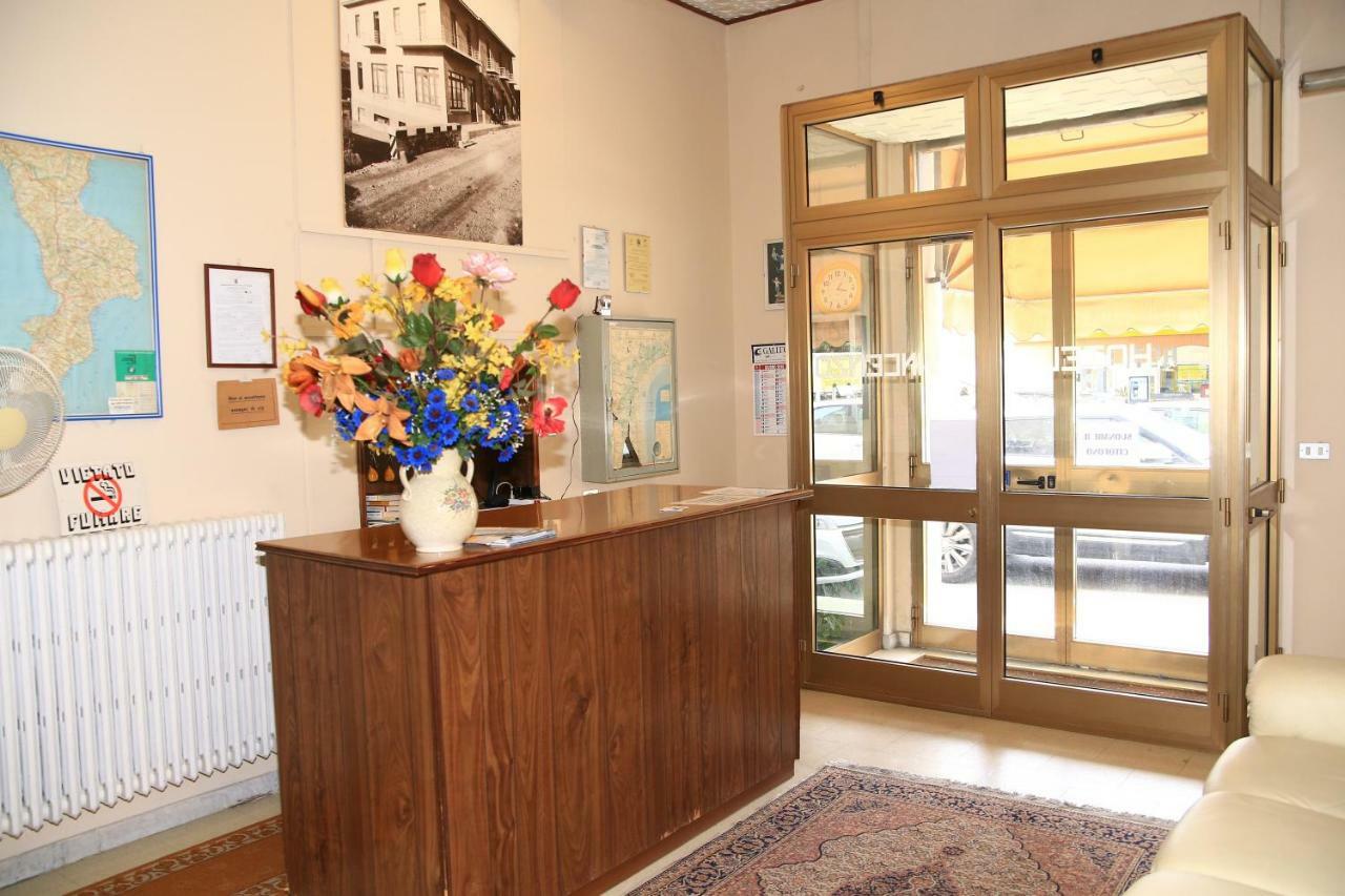 Hotel San Vincenzo Soverato Marina Exteriör bild